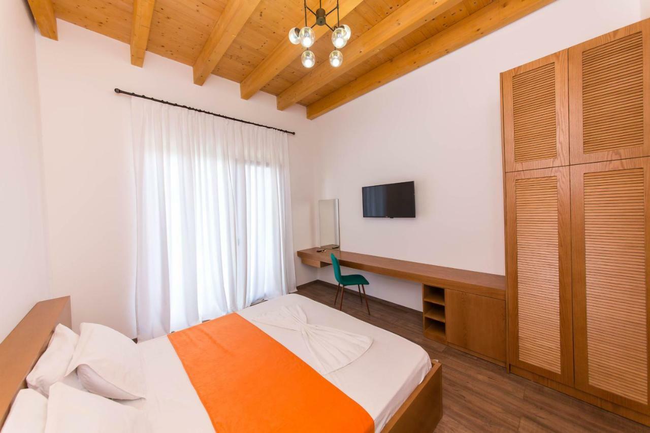 Alban Eco Hotel Dhermi Exterior photo